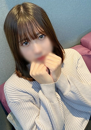 FC2PPV 4465742 A somewhat simple and serious girl, Ko. Ayumi-Chan♡Her beautiful long legs and healthy round ass are so attractive♡